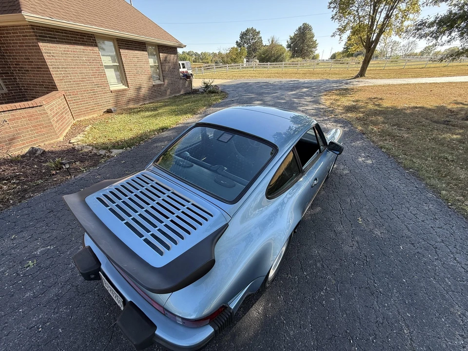 1986 Porsche 911 Carrera 3.2 - Image 22 of 31