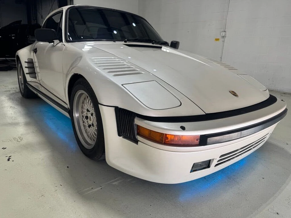 1986 Porsche 911 Carrera 3.2 - Image 9 of 23