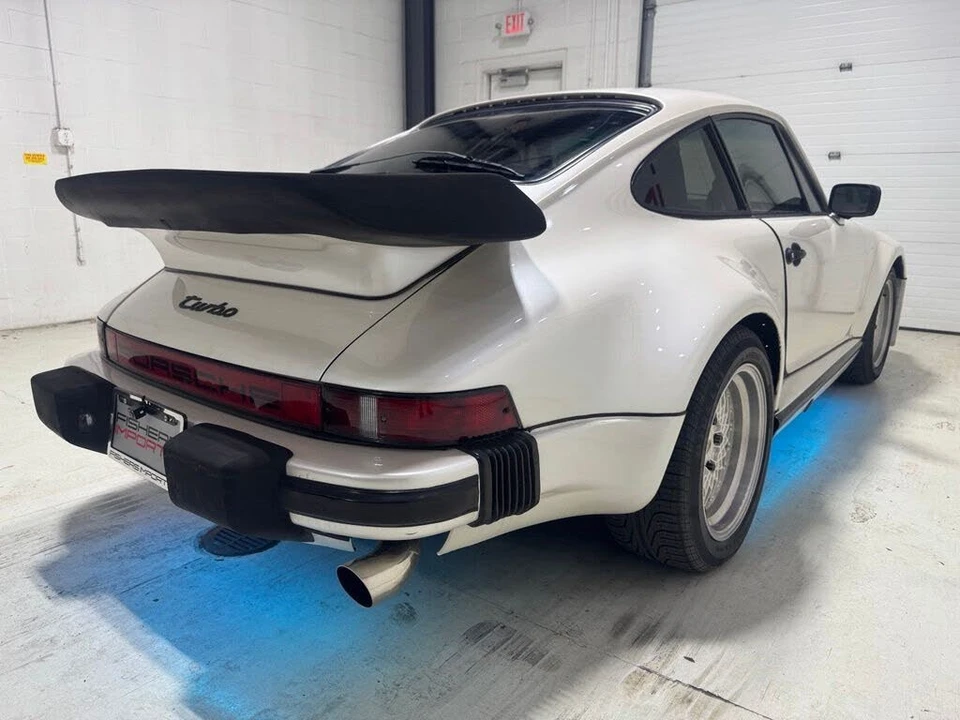 1986 Porsche 911 Carrera 3.2 - Image 6 of 23