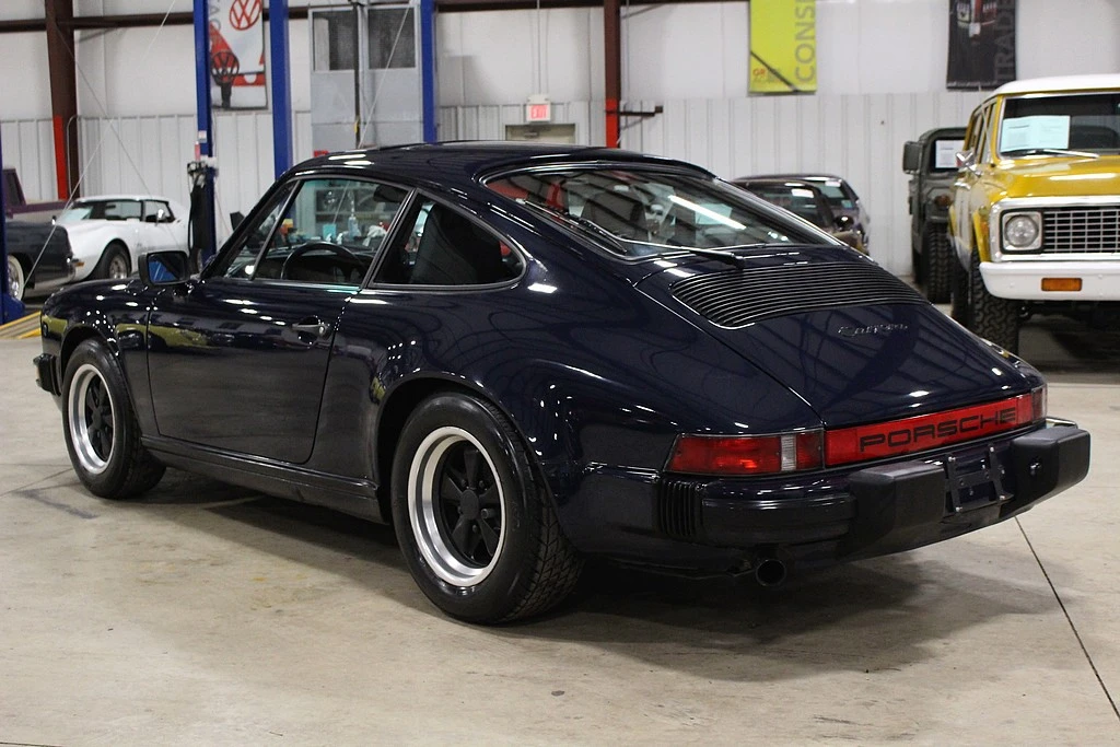 1986 Porsche 911 Carrera 3.2 - Image 10 of 31