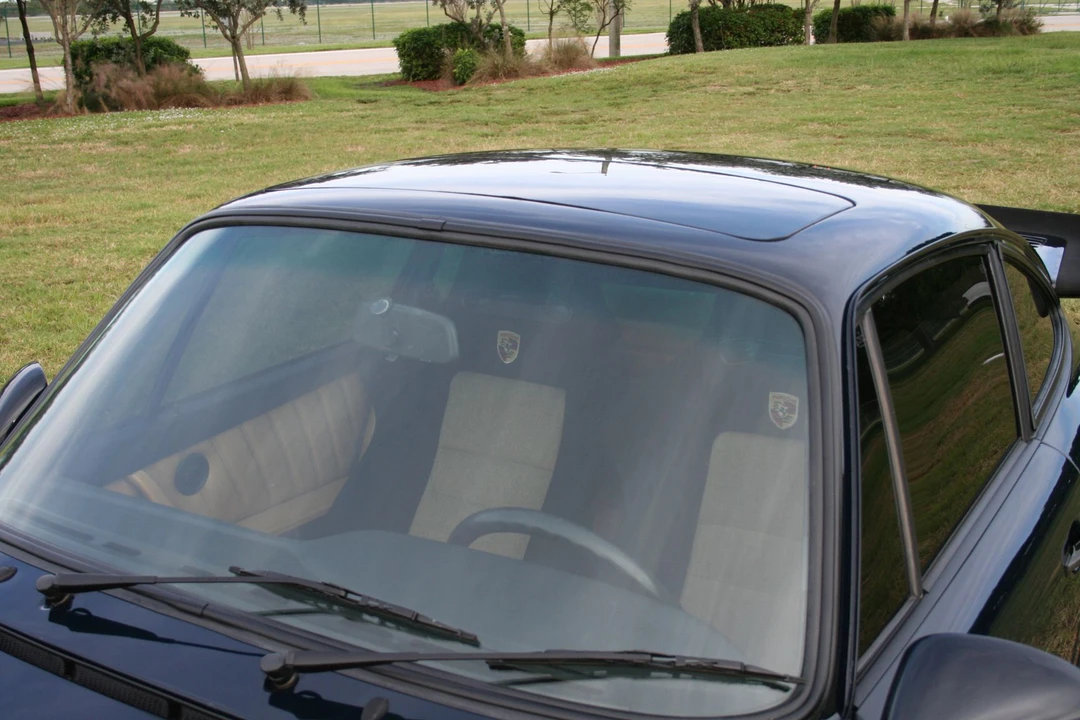 1986 Porsche 911 Carrera 3.2 - Image 24 of 31