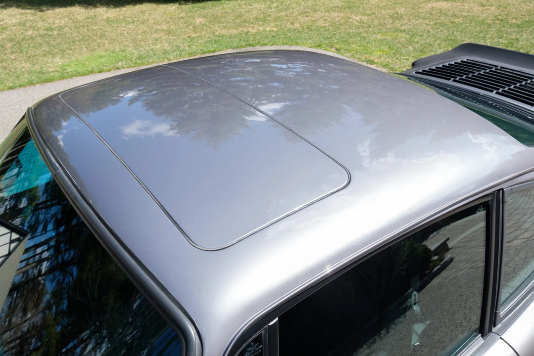 1986 Porsche 911 Carrera 3.2 - Image 29 of 31