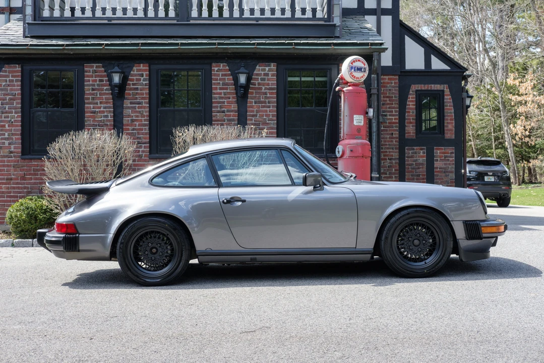 1986 Porsche 911 Carrera 3.2 - Image 12 of 31