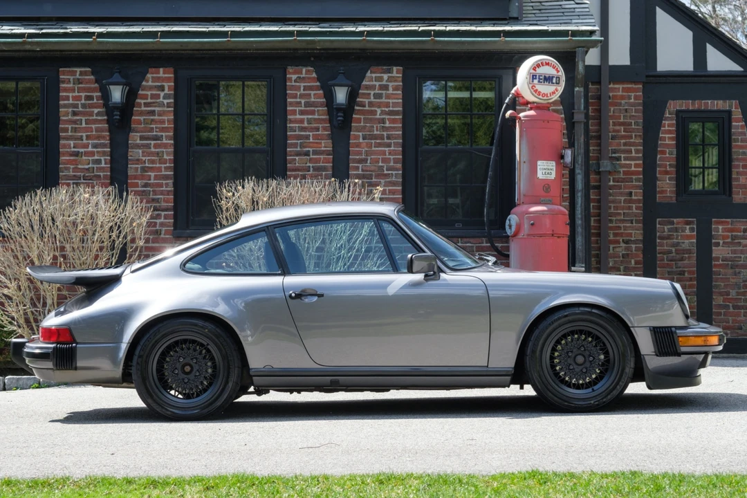 1986 Porsche 911 Carrera 3.2 - Image 13 of 31