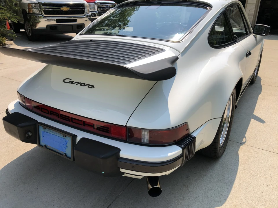 1986 Porsche 911 Carrera 3.2 - Image 14 of 31