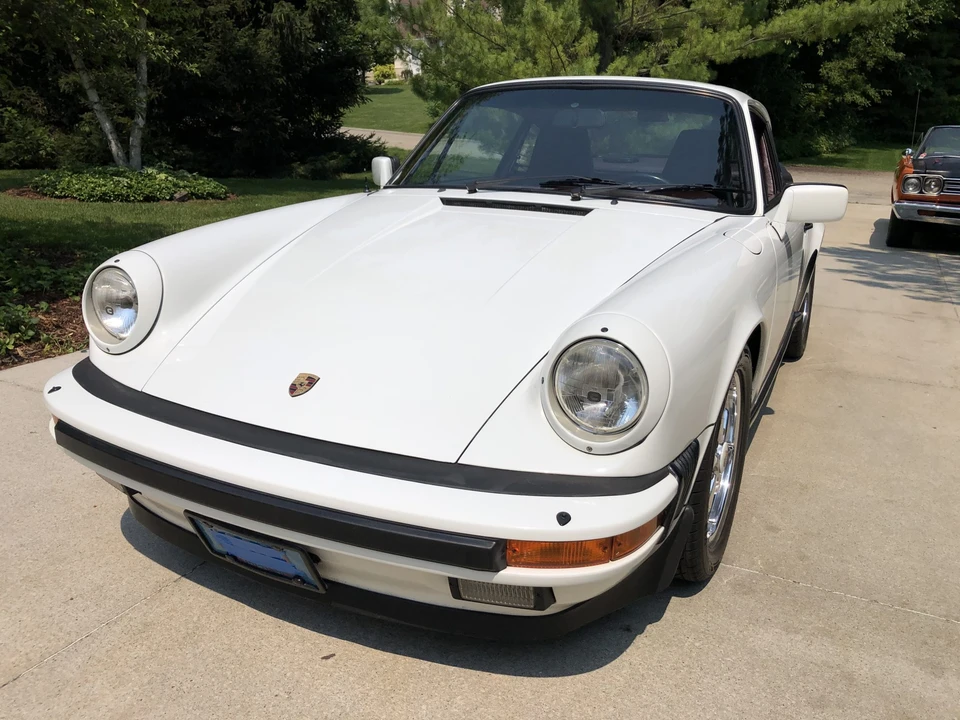 1986 Porsche 911 Carrera 3.2 - Image 4 of 31