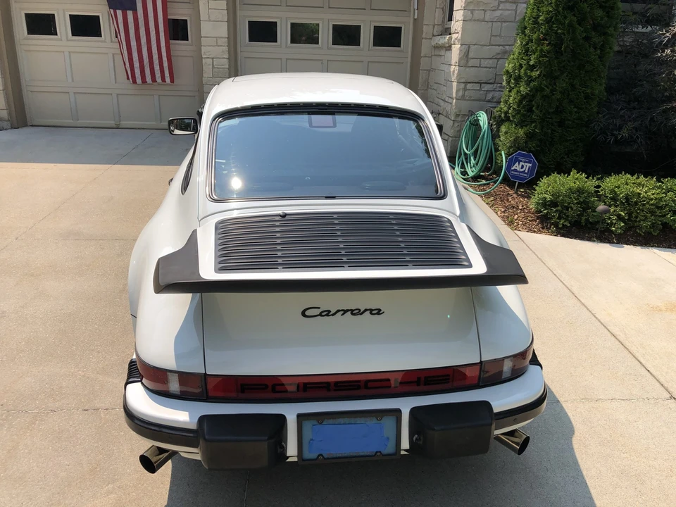 1986 Porsche 911 Carrera 3.2 - Image 6 of 31