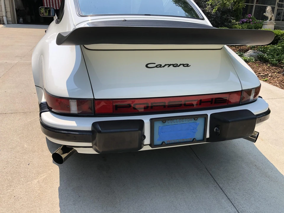 1986 Porsche 911 Carrera 3.2 - Image 12 of 31