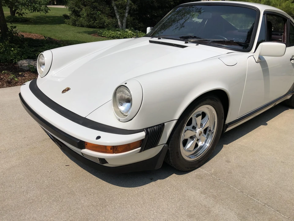 1986 Porsche 911 Carrera 3.2 - Image 9 of 31