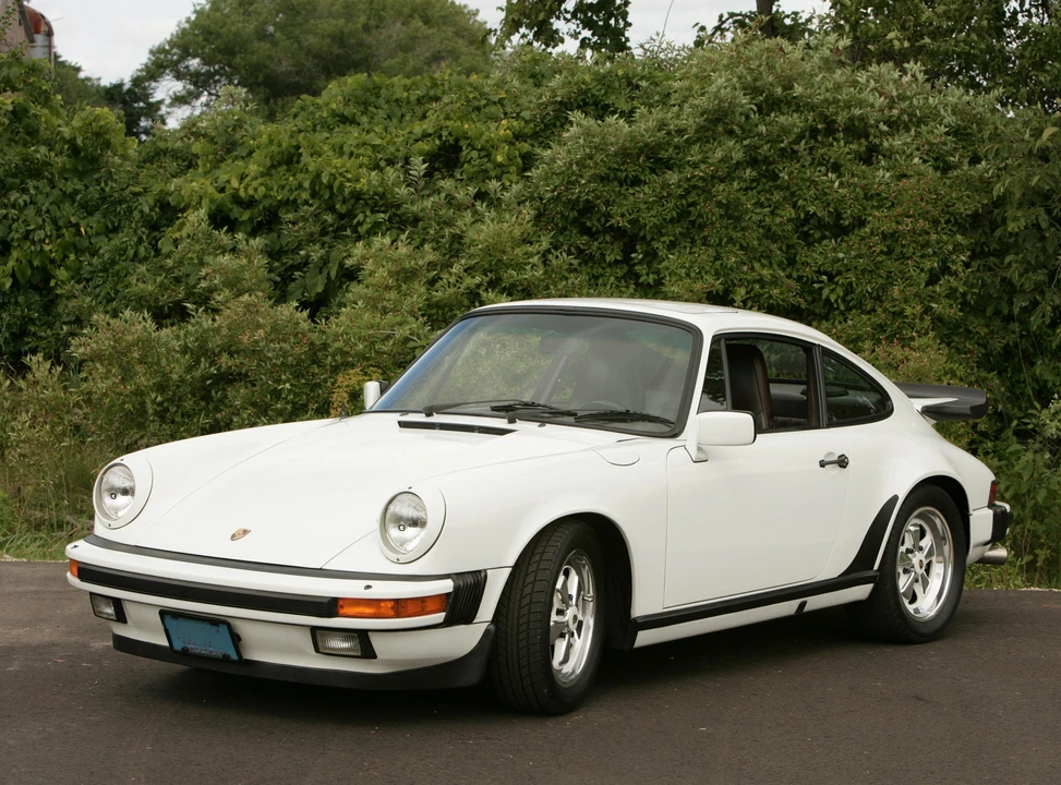 1986 Porsche 911 Carrera 3.2 - Image 3 of 31