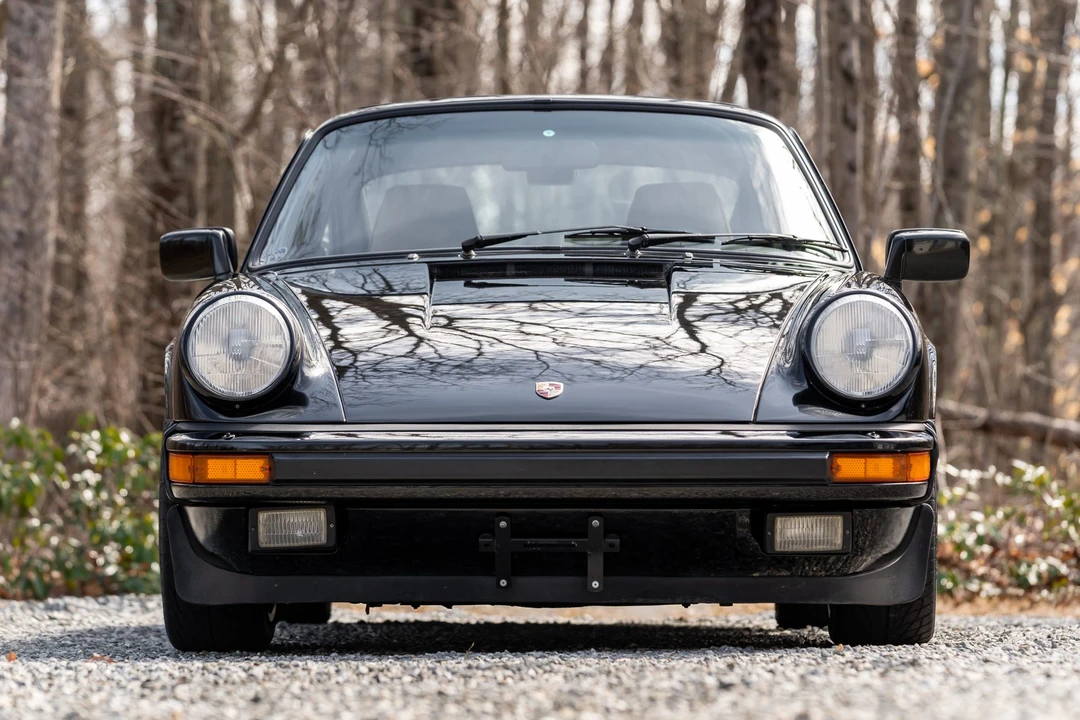 1986 Porsche 911 Carrera 3.2 - Image 9 of 31