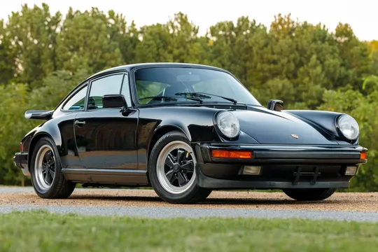 1986 Porsche 911 Carrera Coupe