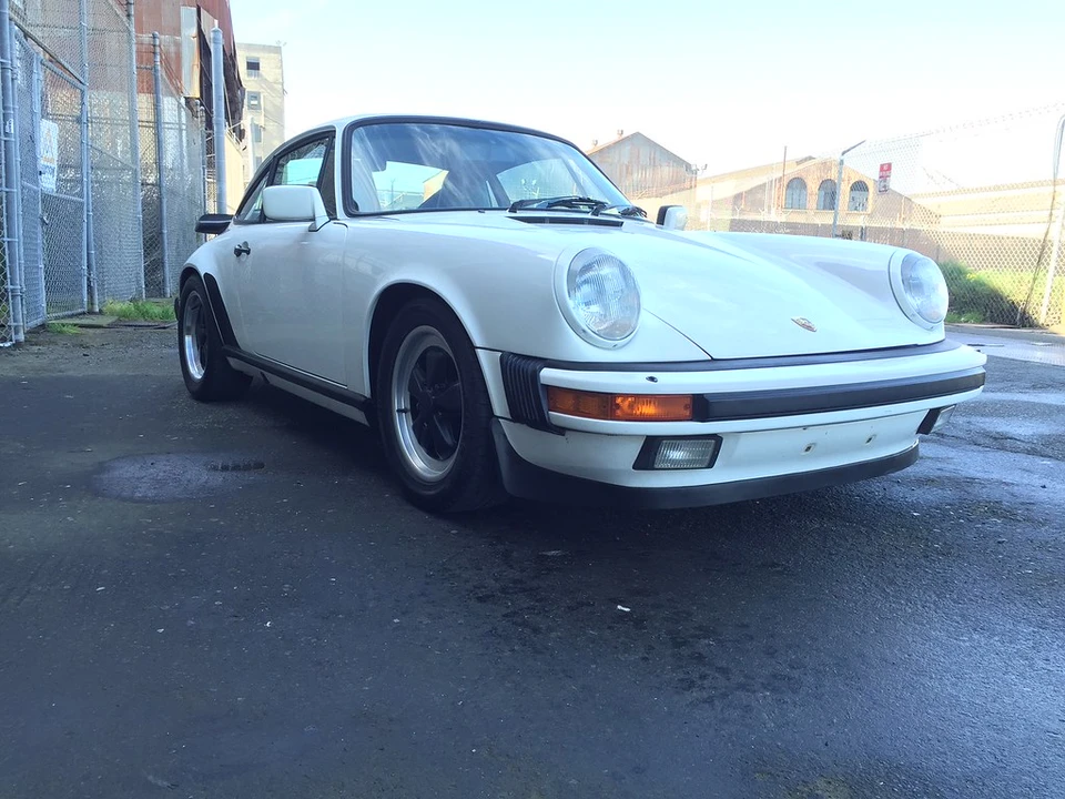 1986 Porsche 911 Carrera 3.2 - Image 4 of 31