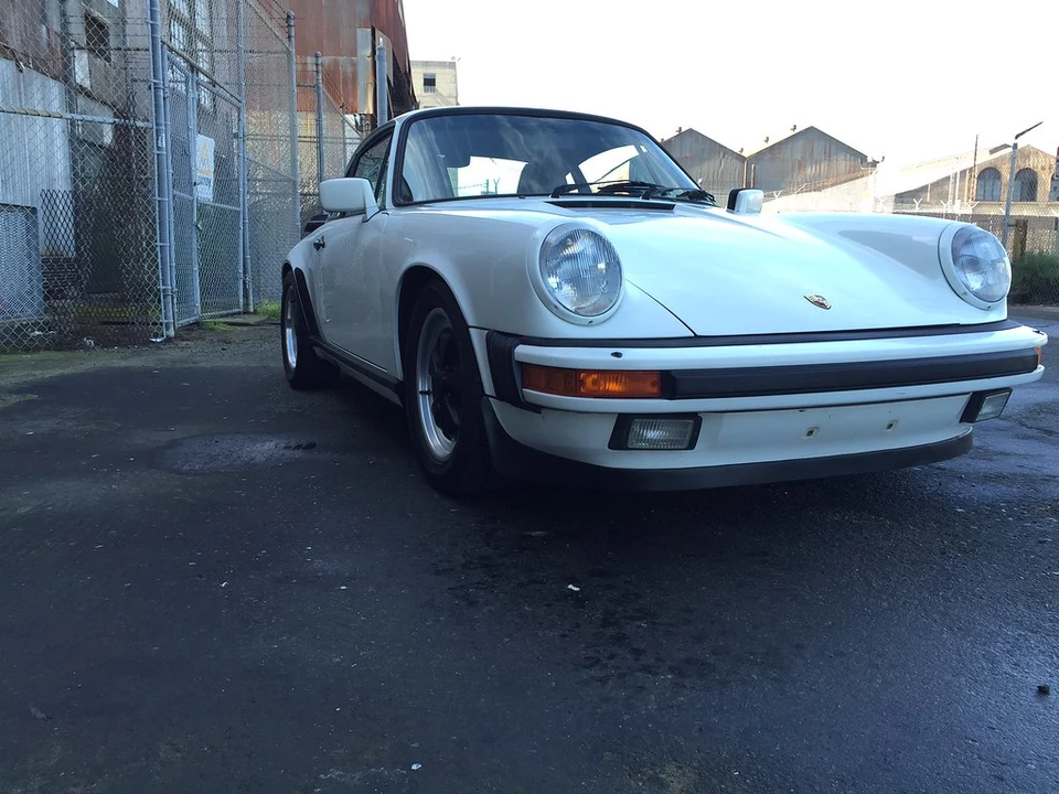 1986 Porsche 911 Carrera 3.2 - Image 6 of 31