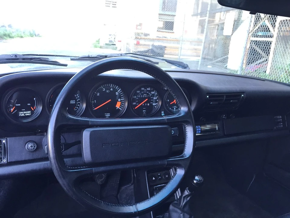 1986 Porsche 911 Carrera 3.2 - Image 18 of 31