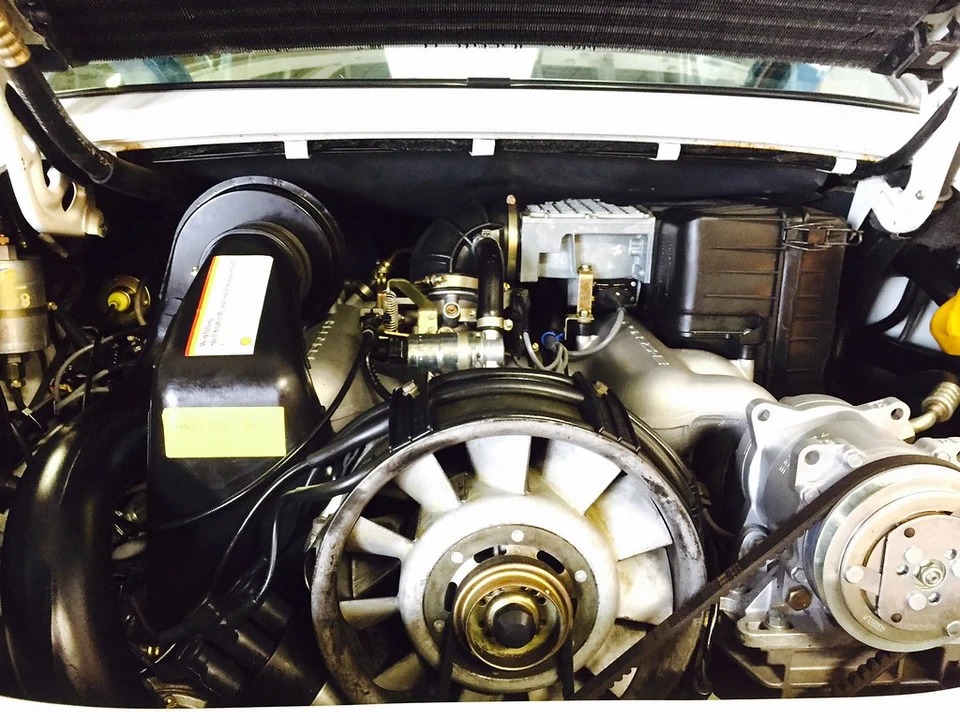 1986 Porsche 911 Carrera 3.2 - Image 29 of 31