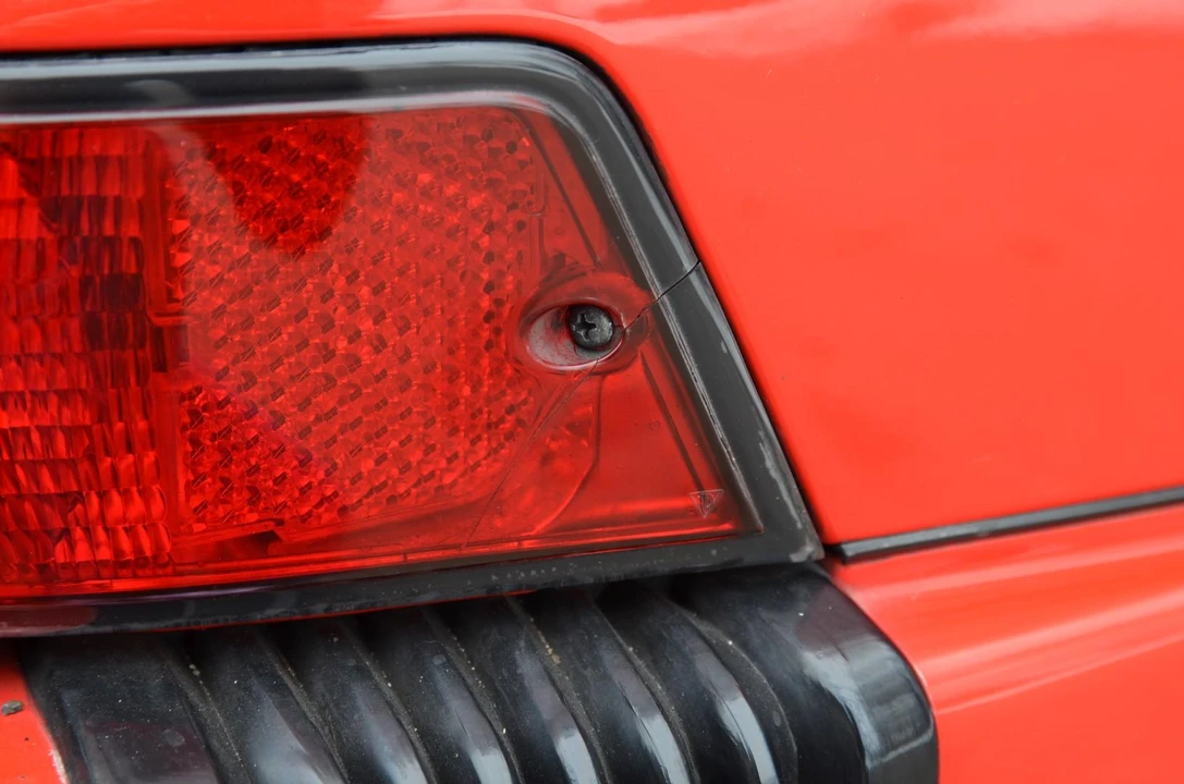 1986 Porsche 911 Carrera 3.2 - Image 24 of 31