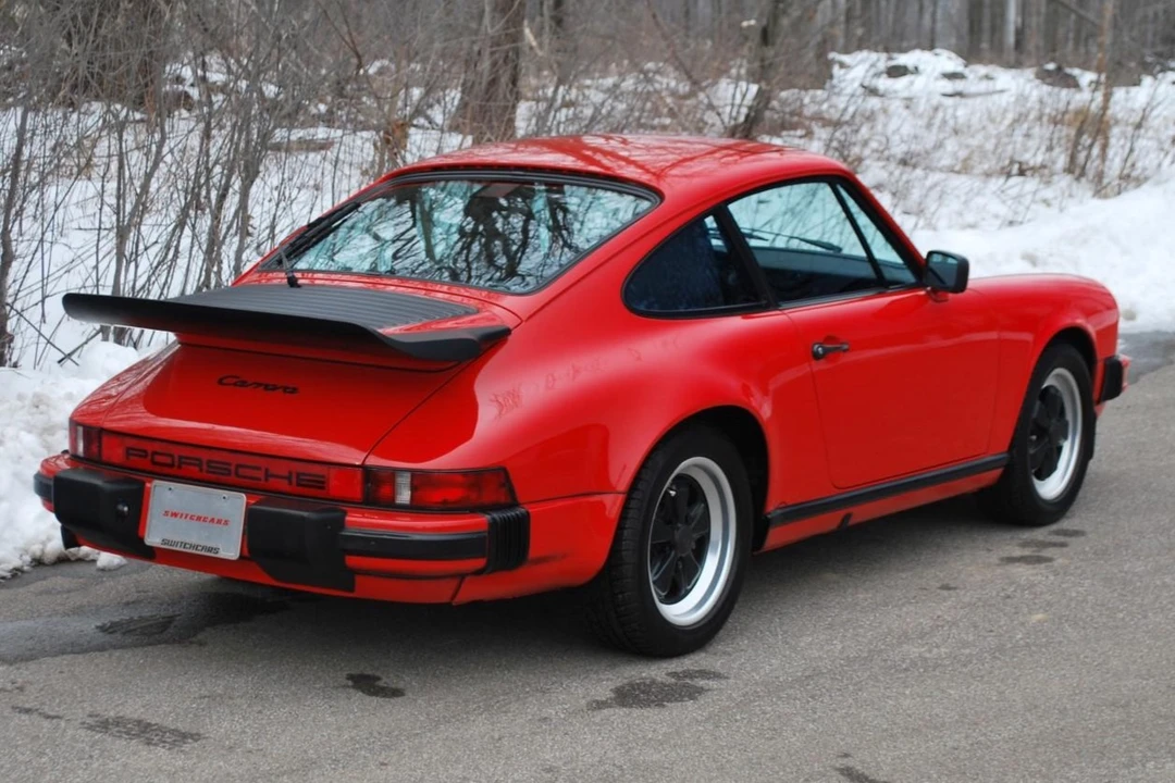 1986 Porsche 911 Carrera 3.2 - Image 8 of 31
