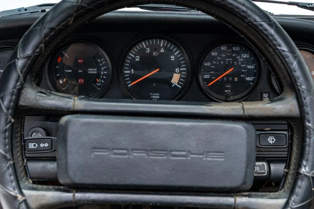 1986 Porsche 911 Carrera 3.2 - Image 15 of 30