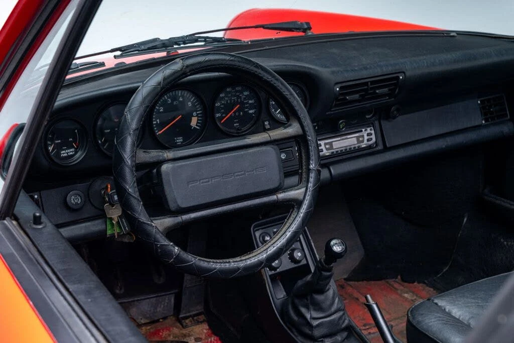 1986 Porsche 911 Carrera 3.2 - Image 12 of 30