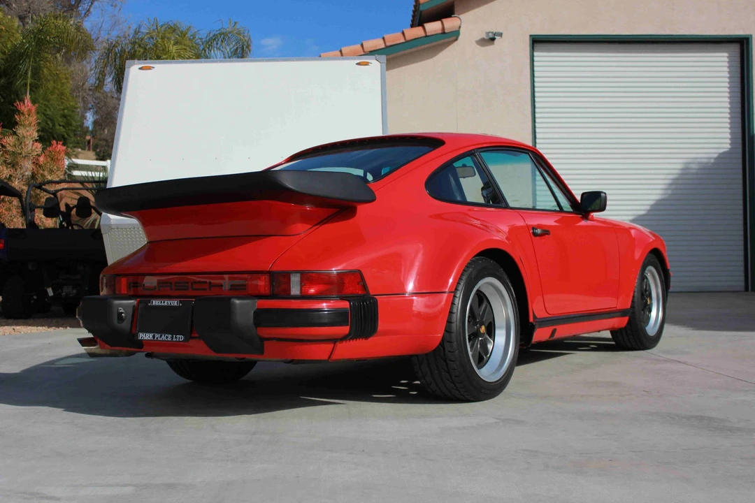 1986 Porsche 911 Carrera 3.2 - Image 6 of 31