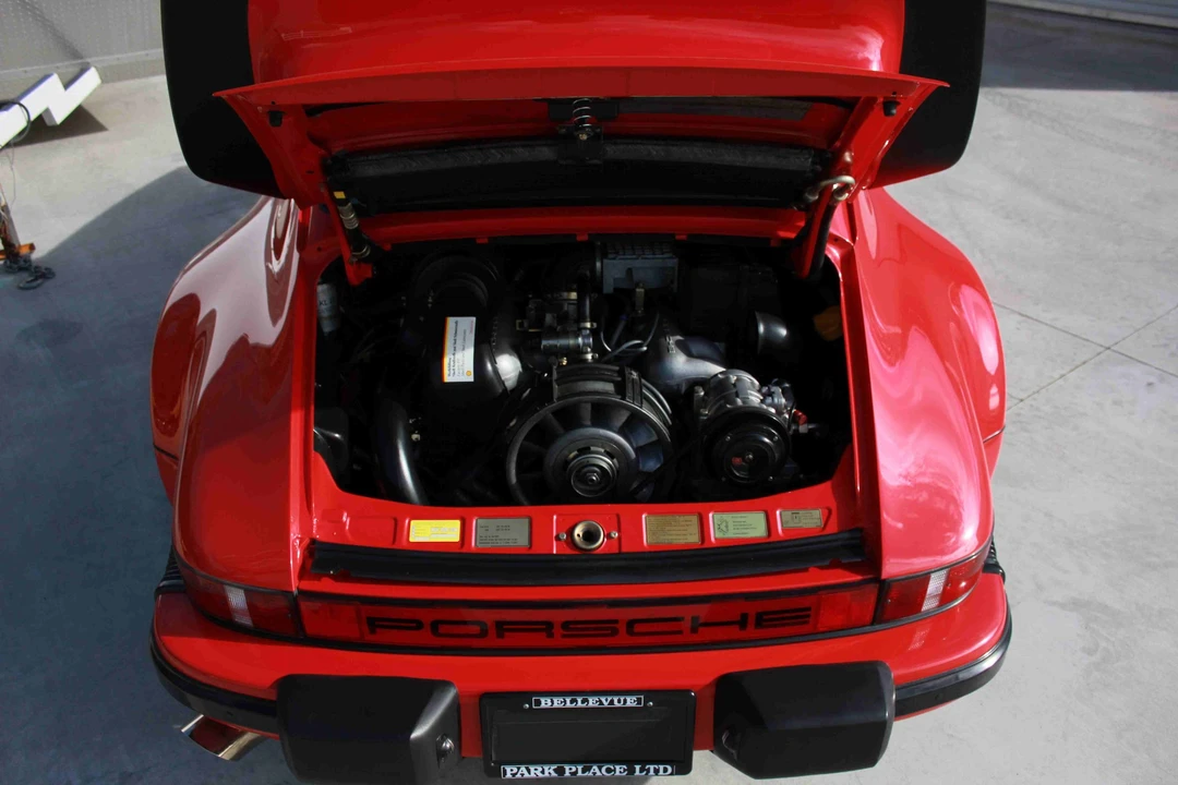 1986 Porsche 911 Carrera 3.2 - Image 7 of 31