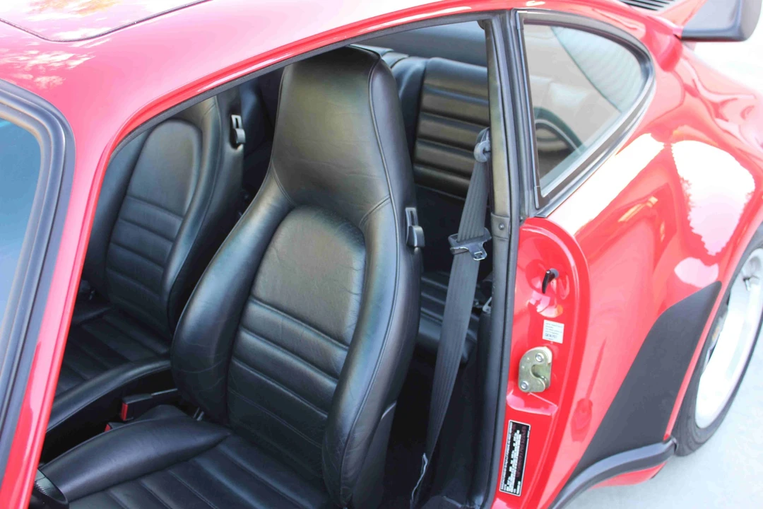 1986 Porsche 911 Carrera 3.2 - Image 24 of 31