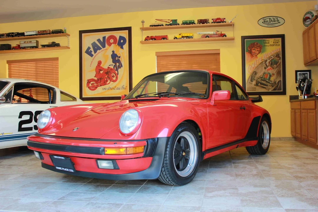 1986 Porsche 911 Carrera 3.2 - Image 25 of 31