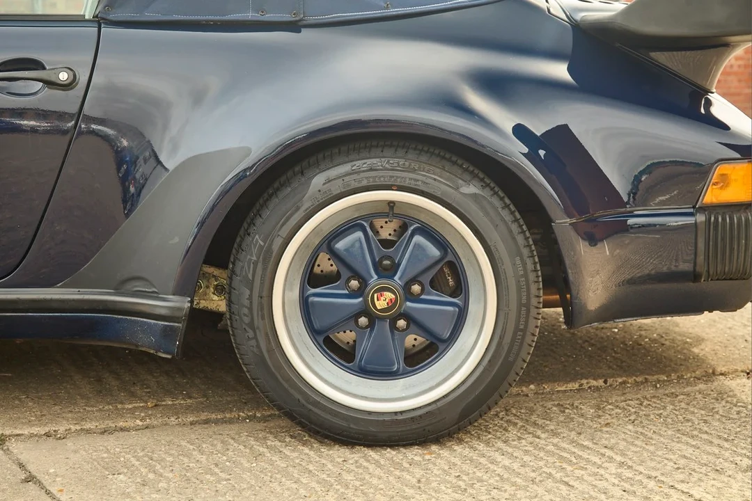 1986 Porsche 911 Carrera 3.2 - Image 23 of 30