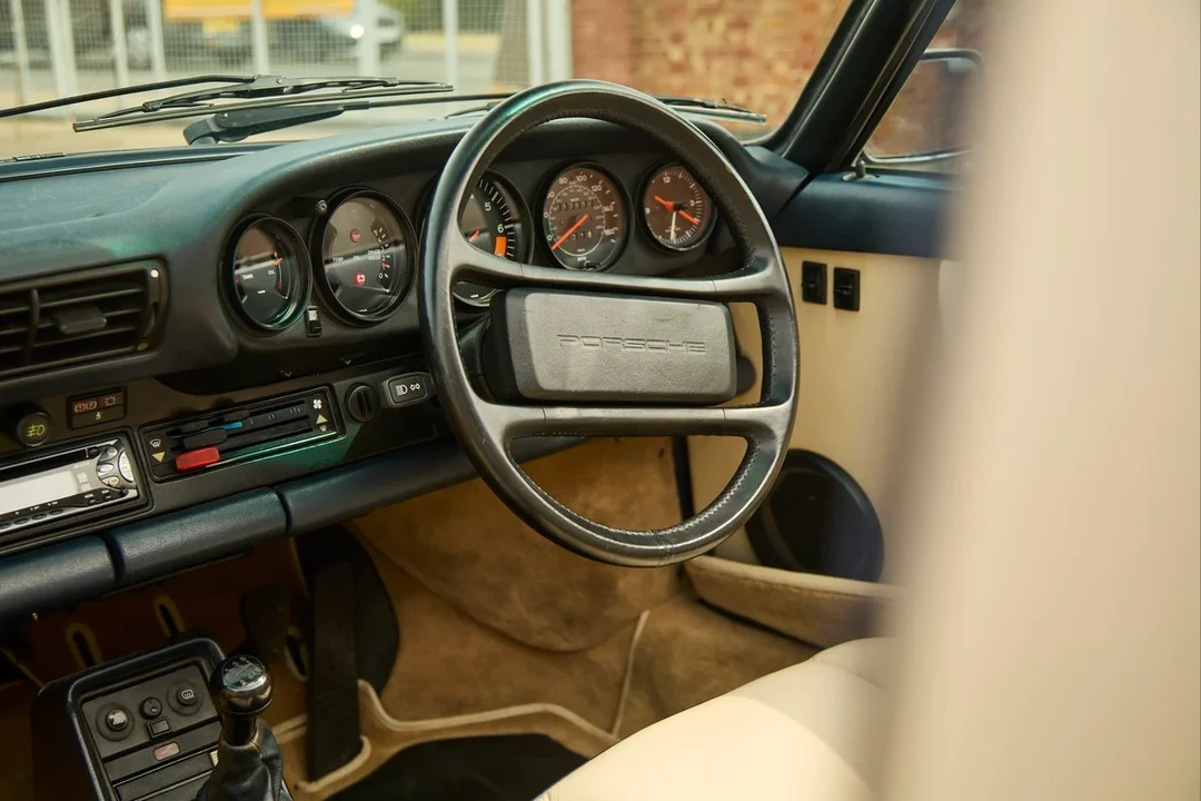 1986 Porsche 911 Carrera 3.2 - Image 27 of 30