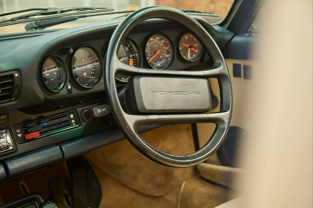 1986 Porsche 911 Carrera 3.2 - Image 28 of 30