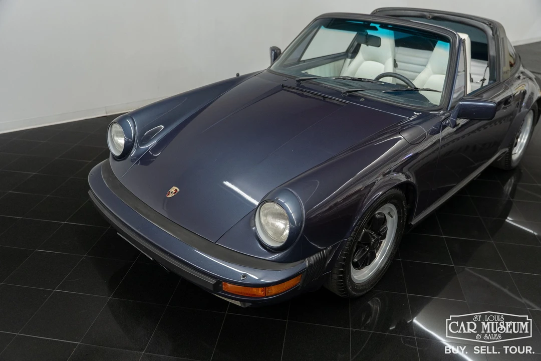 1986 Porsche 911 Carrera 3.2 - Image 13 of 31