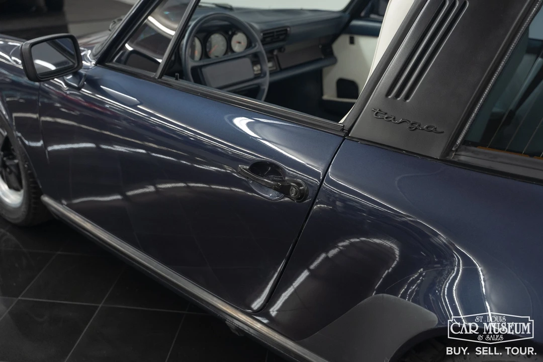 1986 Porsche 911 Carrera 3.2 - Image 9 of 31