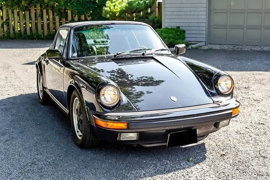 1986 Porsche 911 Carrera Targa