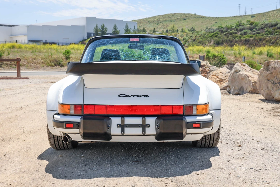 1986 Porsche 911 Carrera 3.2 - Image 8 of 31
