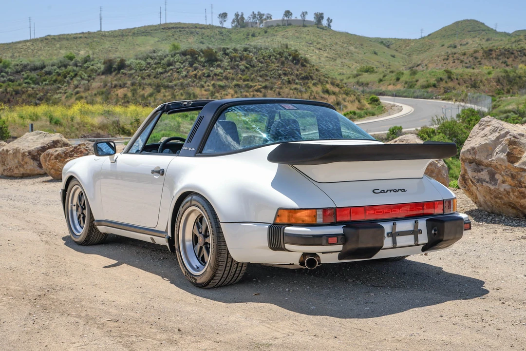 1986 Porsche 911 Carrera 3.2 - Image 7 of 31