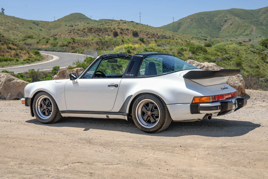 1986 Porsche 911 Carrera 3.2 - Image 6 of 31