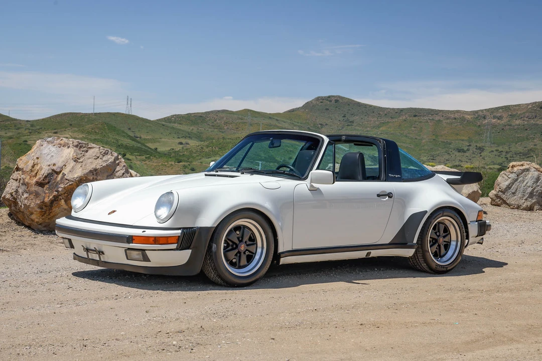 1986 Porsche 911 Carrera 3.2 - Image 2 of 31