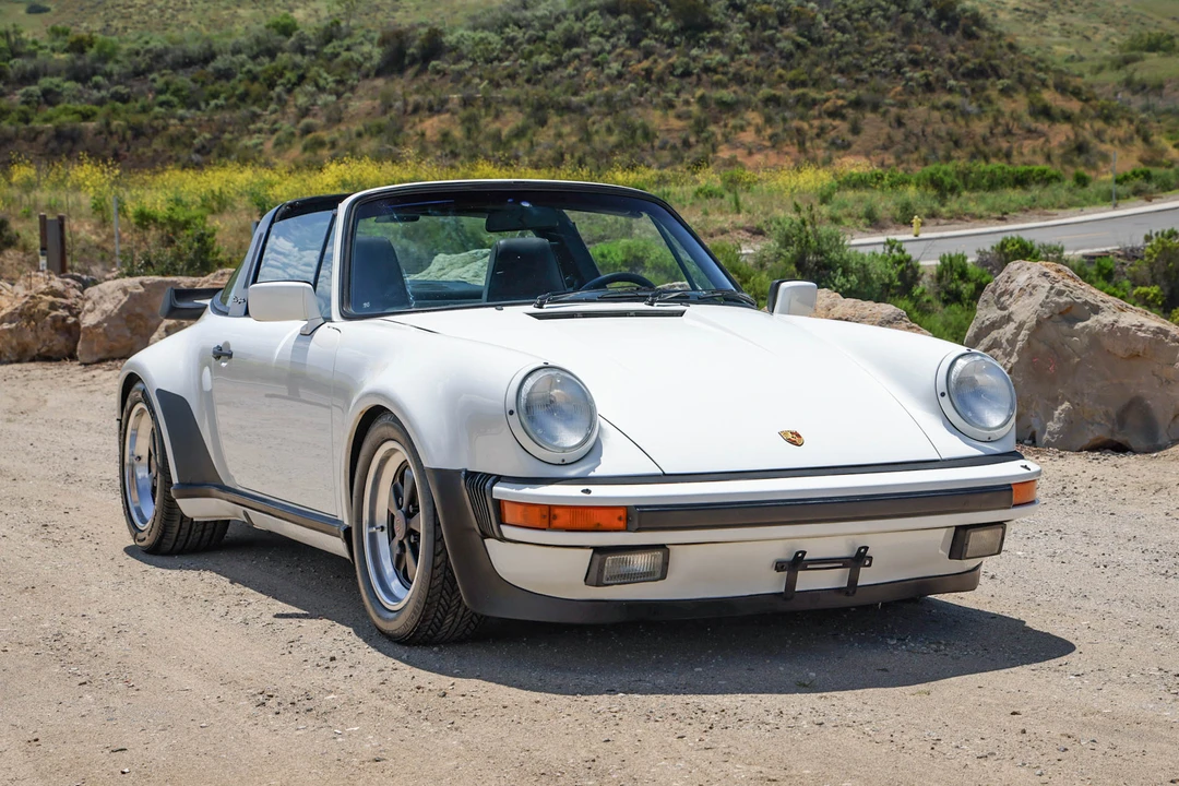 1986 Porsche 911 Carrera 3.2 - Image 15 of 31