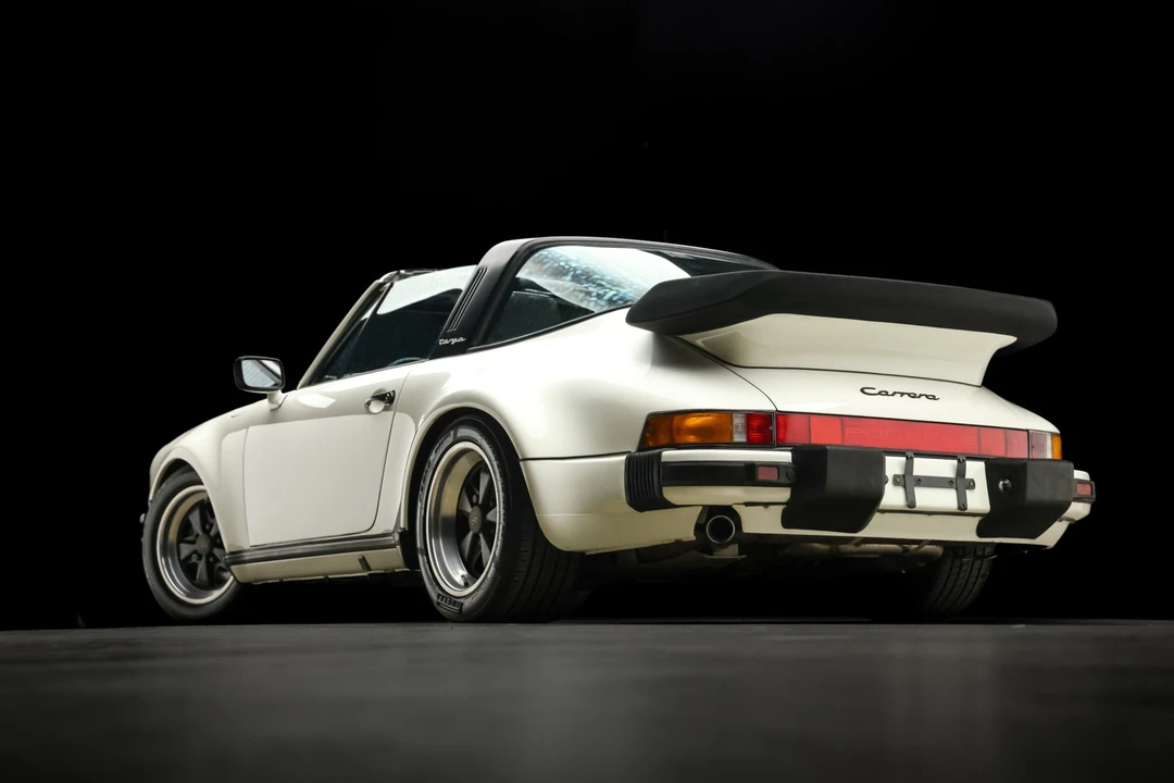 1986 Porsche 911 Carrera 3.2 - Image 29 of 31