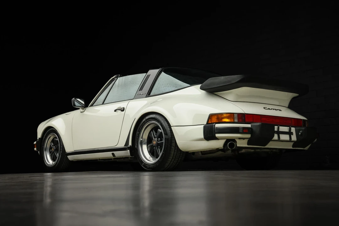 1986 Porsche 911 Carrera 3.2 - Image 28 of 31