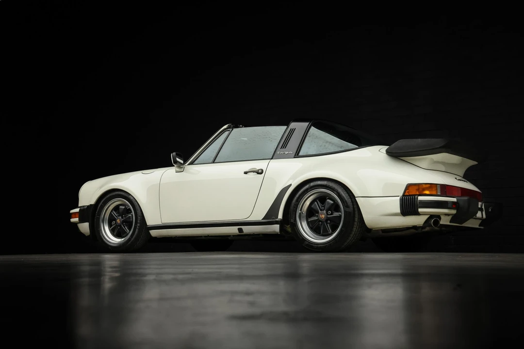 1986 Porsche 911 Carrera 3.2 - Image 27 of 31