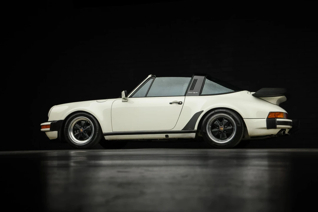 1986 Porsche 911 Carrera 3.2 - Image 26 of 31