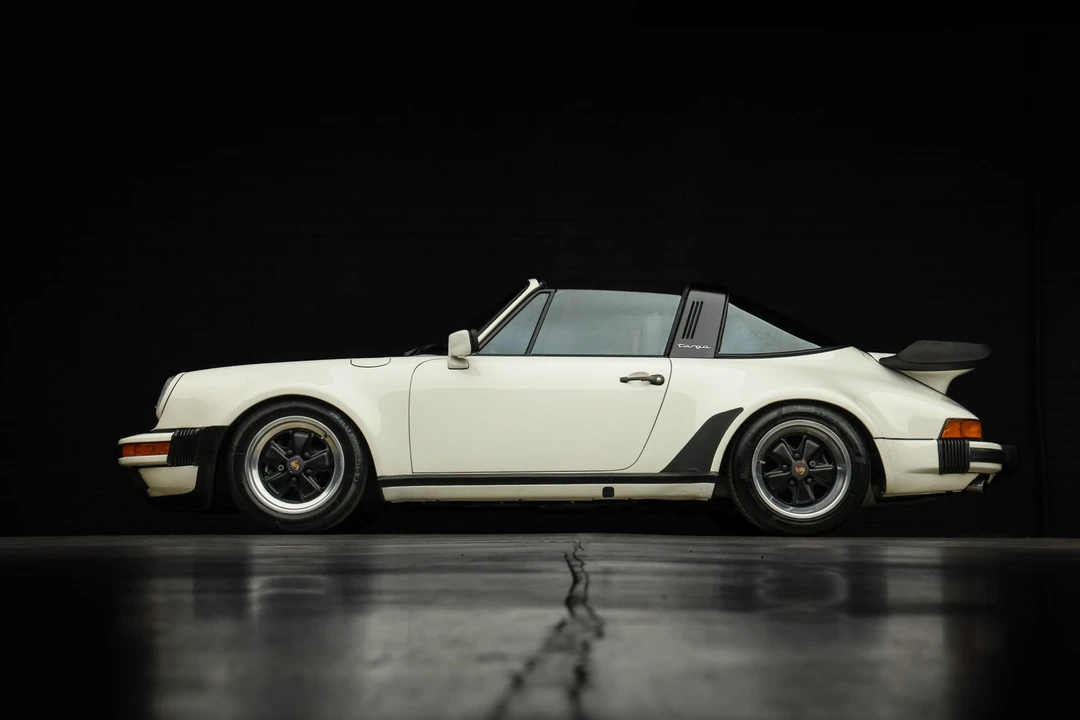 1986 Porsche 911 Carrera 3.2 - Image 24 of 31