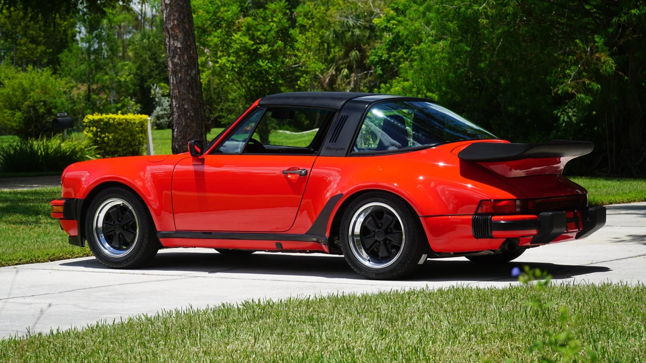 1986 Porsche 911 Carrera 3.2 - Image 9 of 31