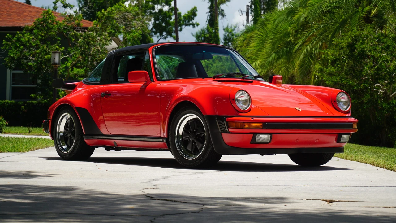1986 Porsche 911 Carrera 3.2 - Image 17 of 31
