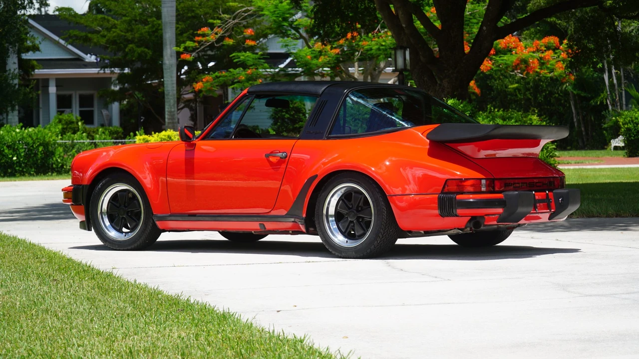 1986 Porsche 911 Carrera 3.2 - Image 8 of 31