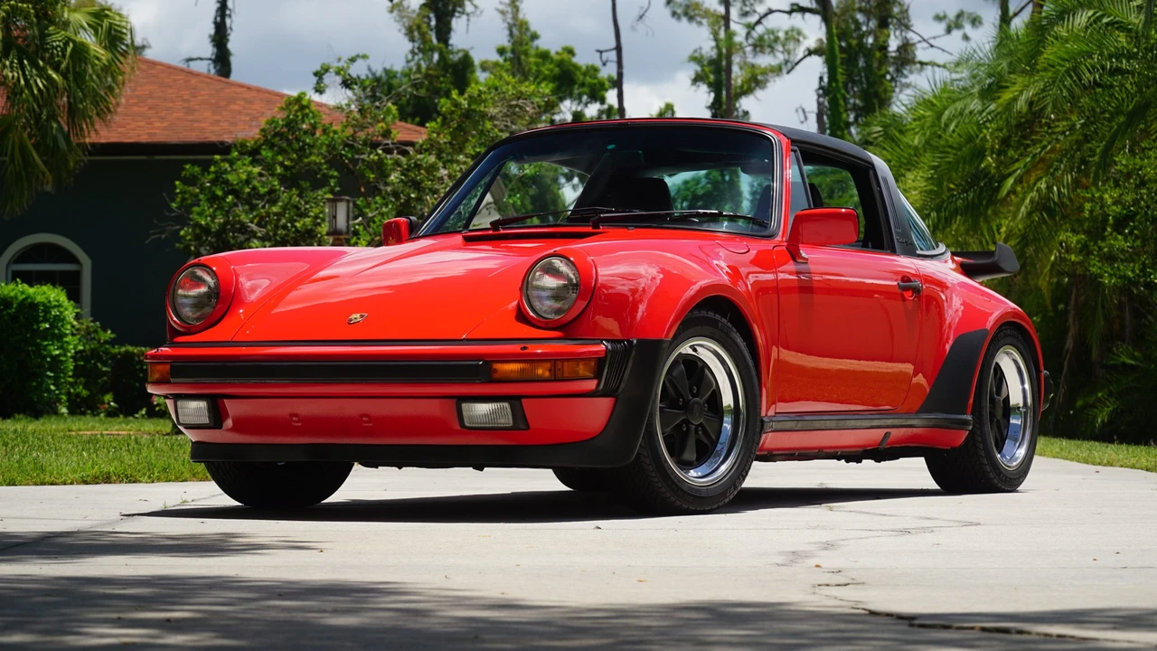 1986 Porsche 911 Carrera 3.2 - Image 2 of 31