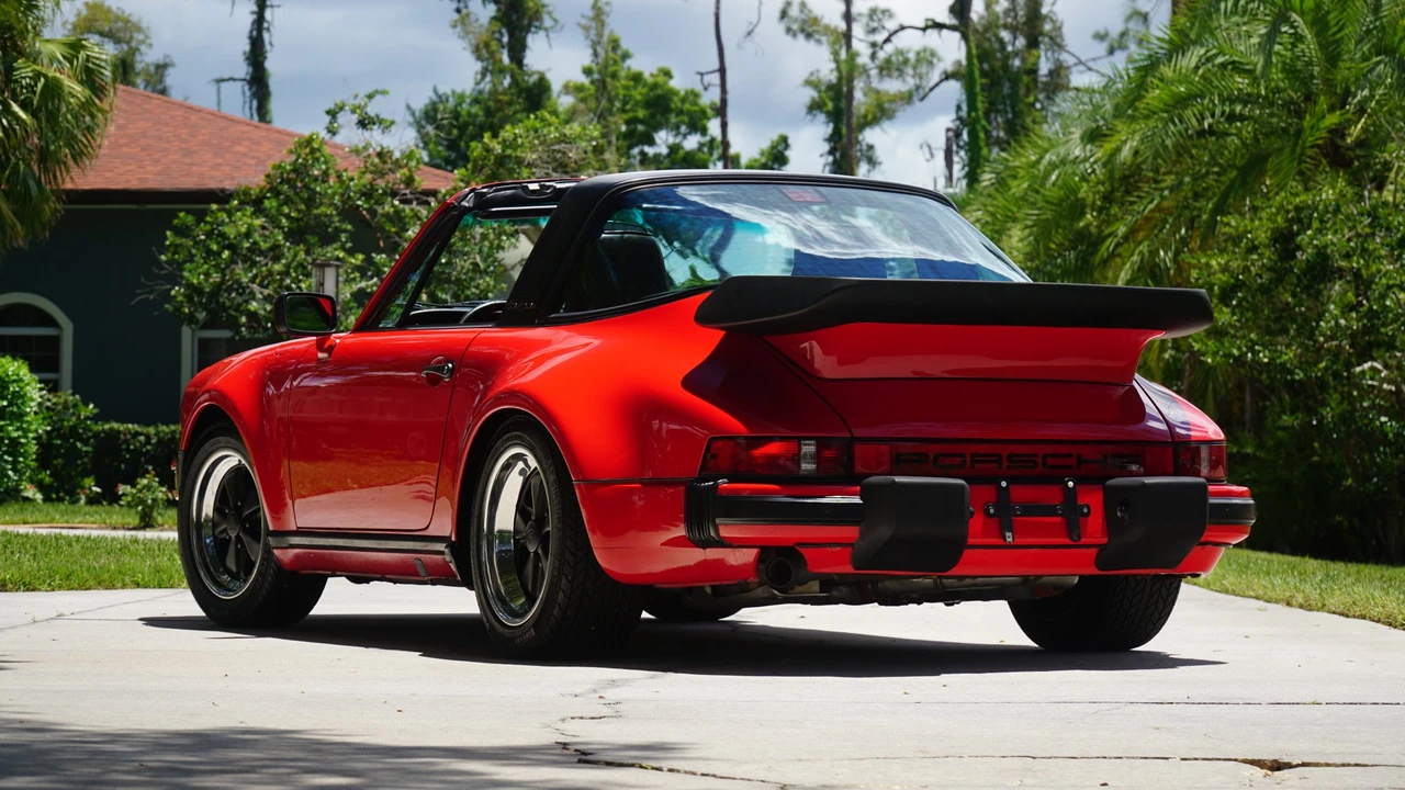 1986 Porsche 911 Carrera 3.2 - Image 30 of 31