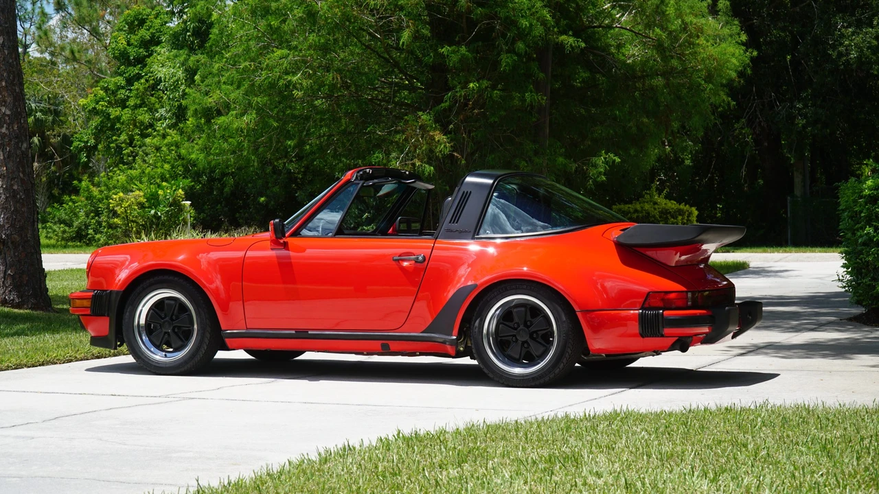 1986 Porsche 911 Carrera 3.2 - Image 29 of 31